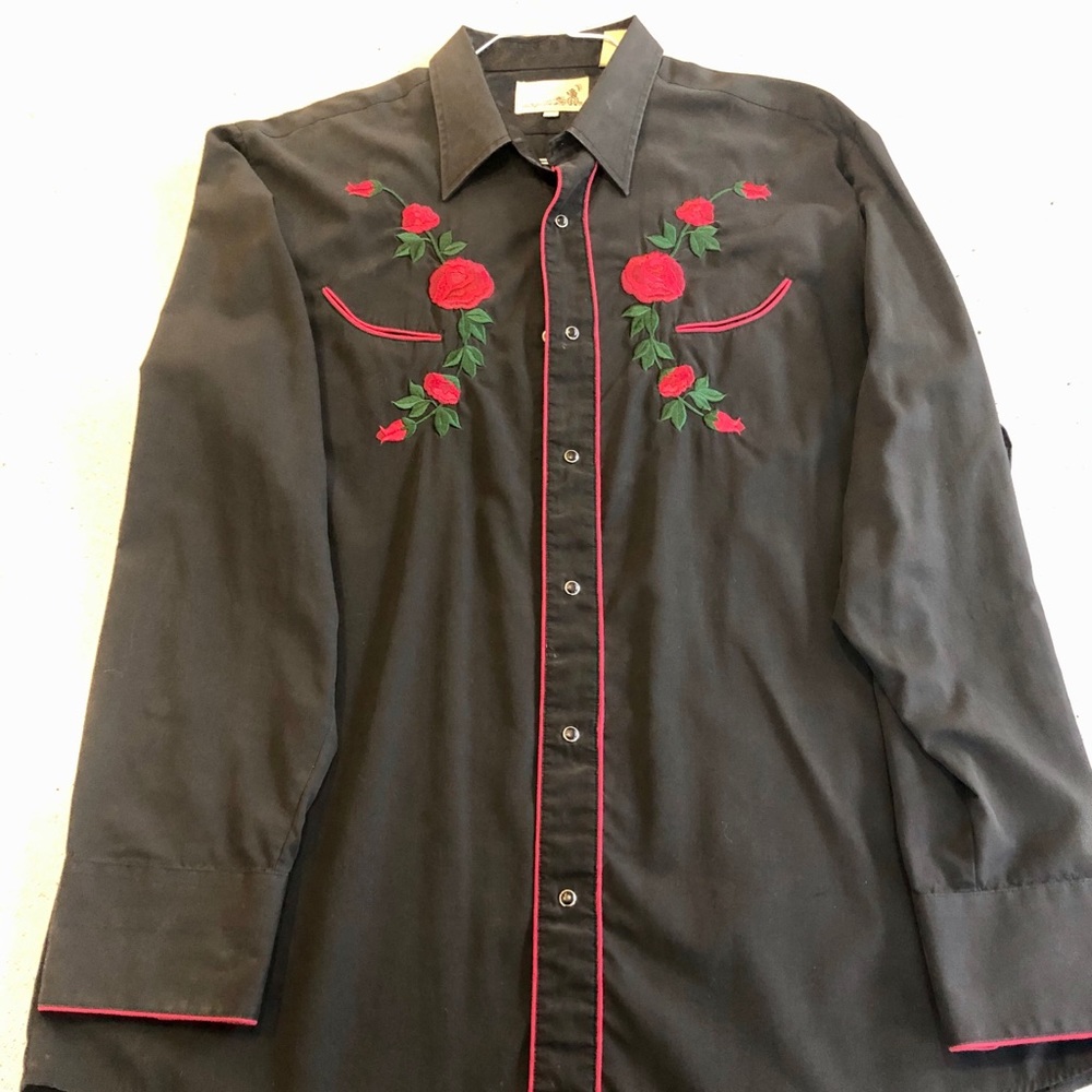 Mans vintage flowered country shirt